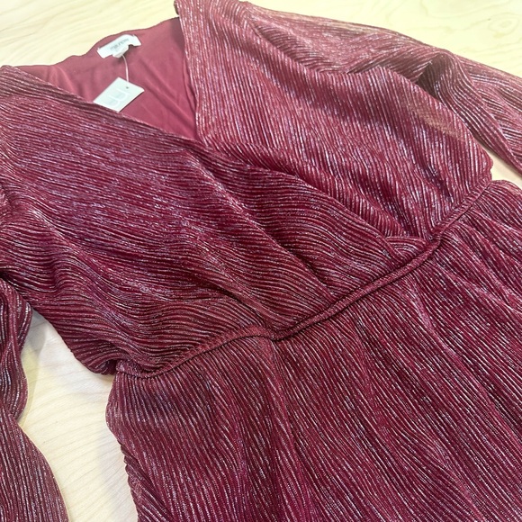 Maurice’s Dressy Maroon Top - Picture 2 of 4